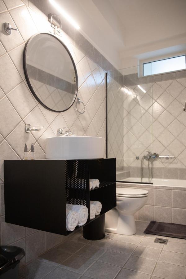 Petrino Suites Mesolonghi Mesolóngion Buitenkant foto